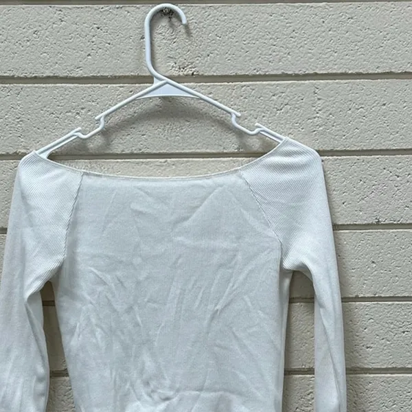 Brandy Melville White Off the Shoulder Long Sleeve Top one size - Image 7