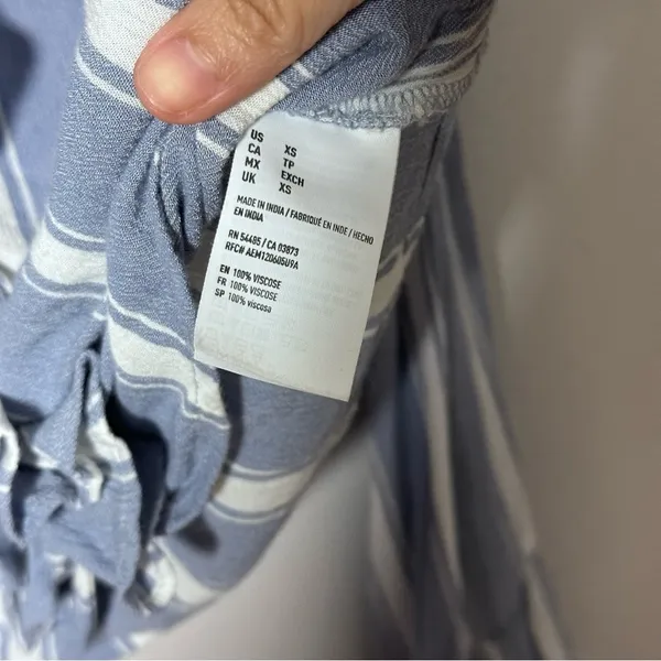 American Eagle Women Blue stripes blouse Long Sleeve size XS‎ - Image 5
