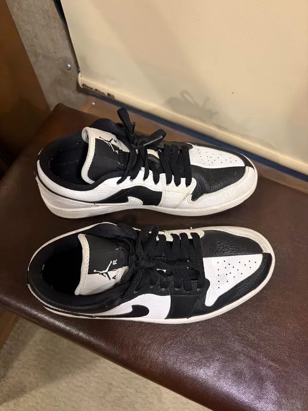 Air Jordan 1 Low - Image 2
