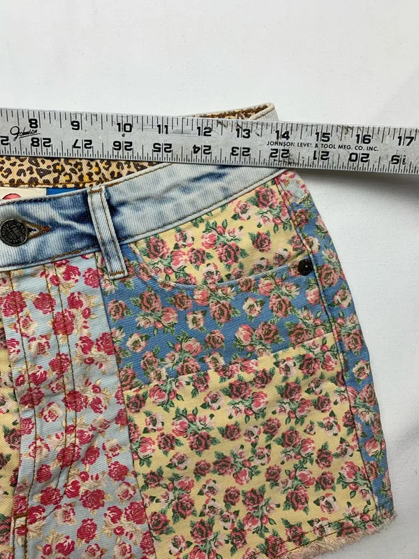 Farm Rio size 28 new Floral Patchwork High-Rise Women’s Denim Shorts Multicolor - Image 7
