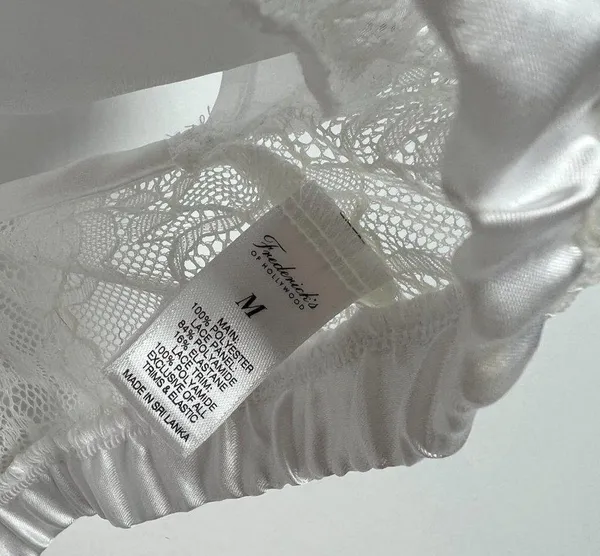 NWT Frederick's of Hollywood Delphine Satin Cropped Cami White Size Medium M T24 - Image 8