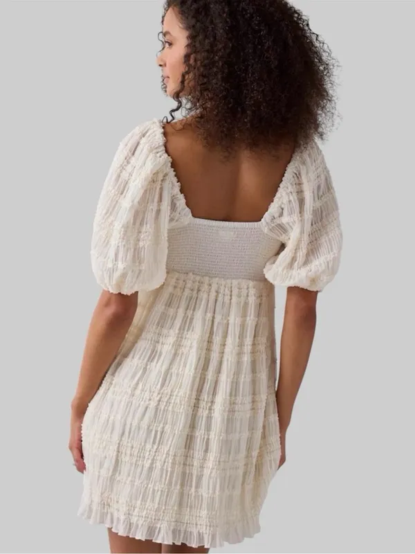 Urban Outfitters Daphne Puff Sleeve Dress Size Large - Image 3