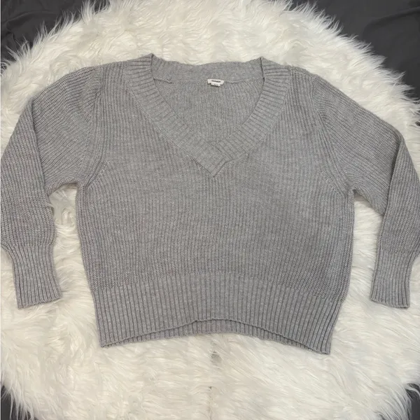 Garage Gray V-Neck Sweater Size S/P - Image 2