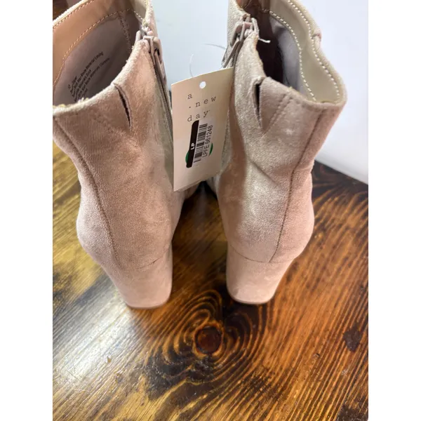 A‎ New Day Tan Pointed Toe Heeled Booties Size 10 - Image 6