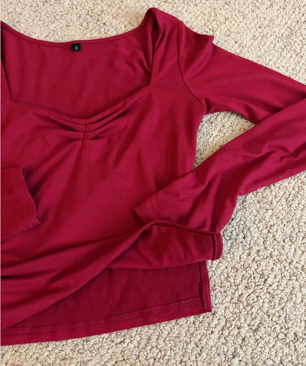 Amazon Cropped long sleeve top - Image 2