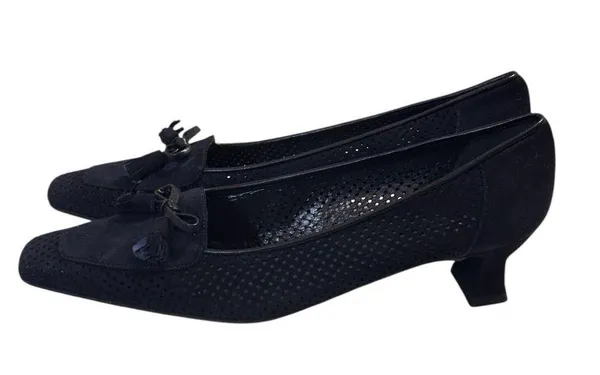 Stuart Weitzman Black Suede Kitten Hill Pumps Size 8 Nwot - Image 8
