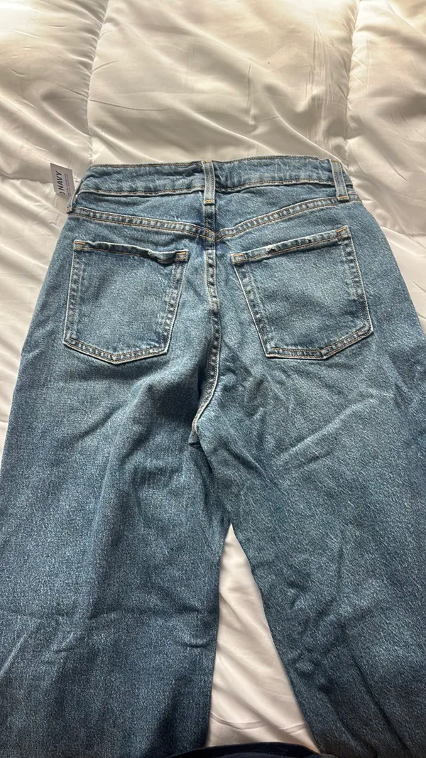 Old Navy High-Rise Curvy Wide Leg Jeans - Image 3