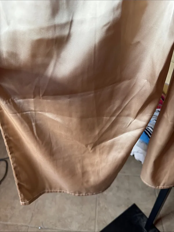 NWT Love 83 Champagne Satin Crop Top Wide Leg Pants Set Size Large - Image 11
