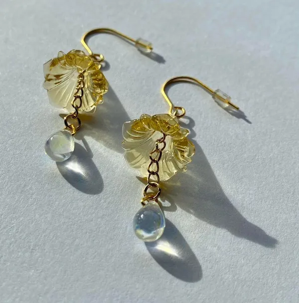 Handmade quality Czech glass beads & German acrylic flower beads cute fairy cottage style dangle earrings💐🩵 - Image 3