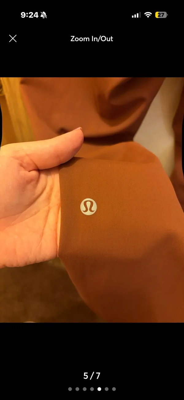 (14) Lululemon leggings - Image 5