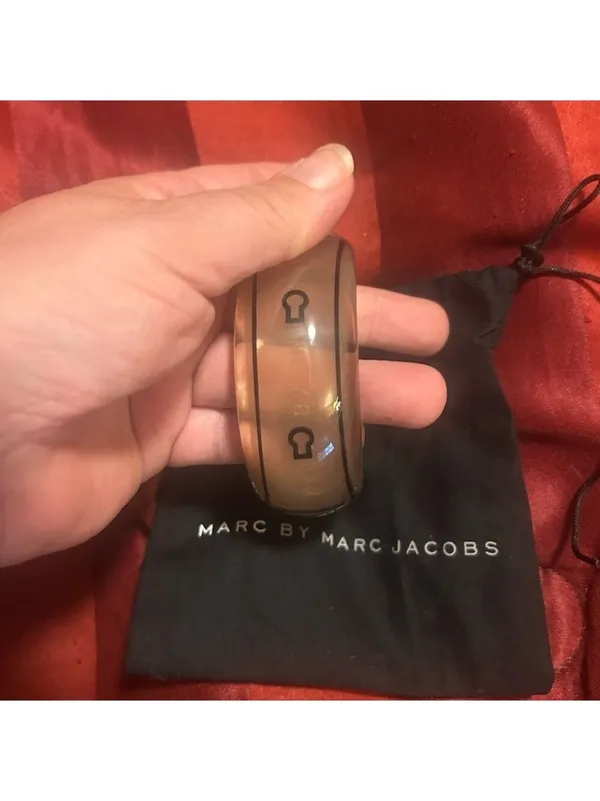 Marc Jacobs Taupe Bangle Bracelet - Image 6