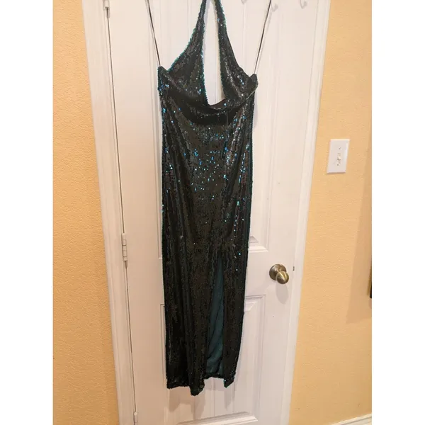 Zara Green Halter Neck Midi Sequinned Dress Size Xs - Image 2