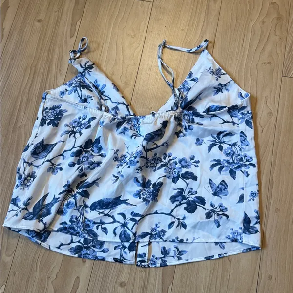 Abercrombie & Fitch Blue Floral Camisole - Image 3