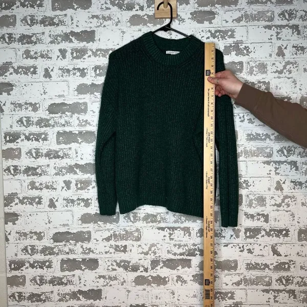 American Eagle | women knitted crewneck sweater oversized cropped - Image 3