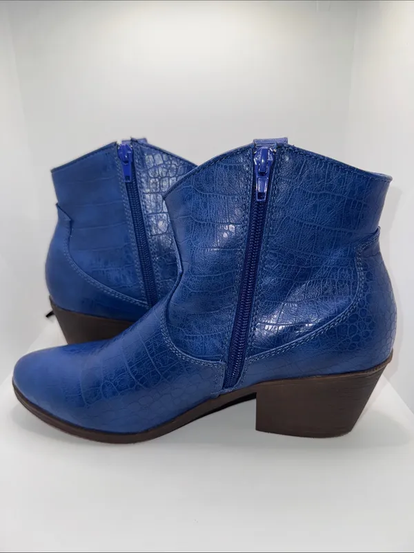 True Craft Winnie Western Ankle Boots Blue Croc Print Women’s 8 Boho - Image 3