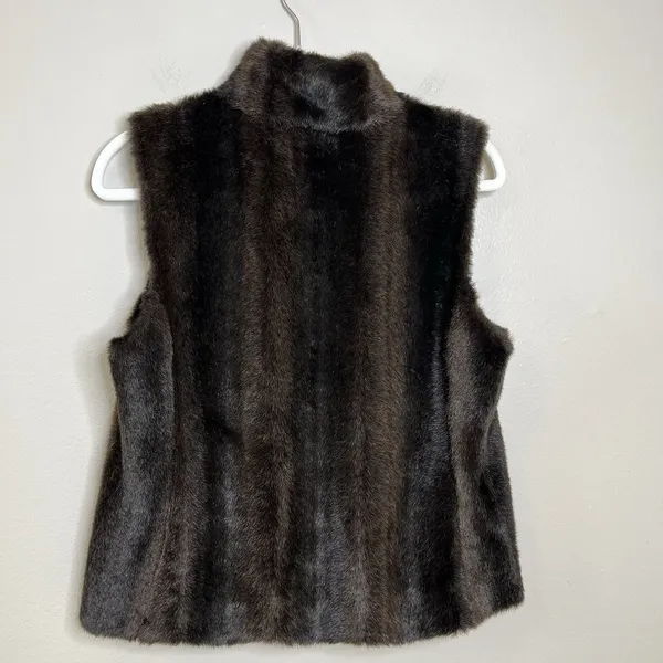 Women's Faux Fur Vest Full‎ Zip Ann Taylor Luxury Mock Neck Small - Image 8