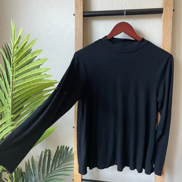 Old Navy Black Luxe Ribbed Long Sleeve Top - Image 2