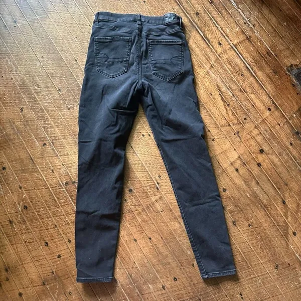 American Eagle black curvy hi-rise 6 basic jeggings - Image 5