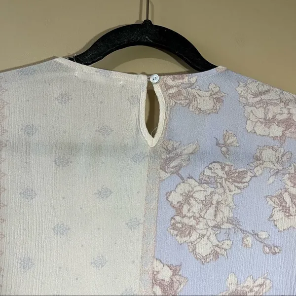 ✨ Taylor & Sage Women’s Floral‎ Embroidered Boho Top Cream Purple XS - Image 6
