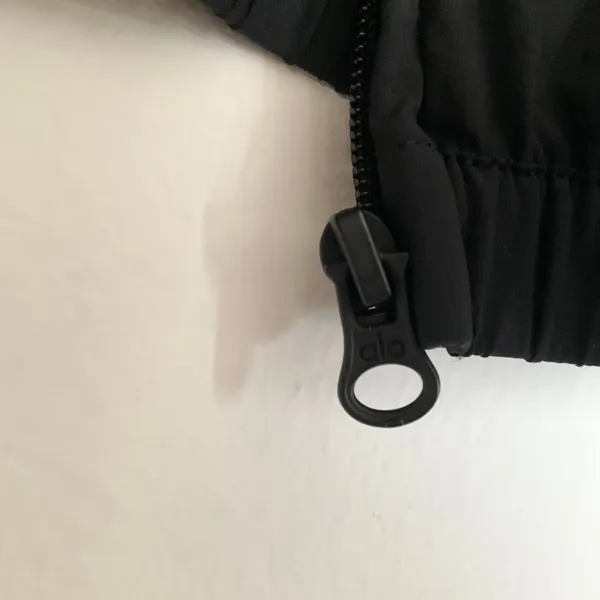 Alo Yoga Cropped Breezy Full-Zip Cover Up Black S - Image 4