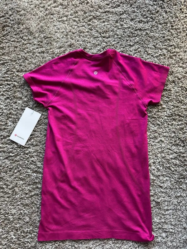 Lululemon Tech Swiftly Short Sleeve - Image 6