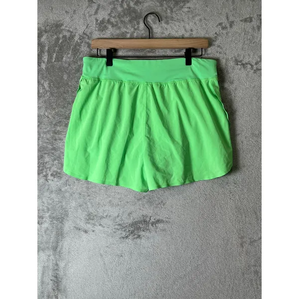 Lululemon Fast and Free Reflective High-Rise Classic-Fit Short 3" Pistachio 10 - Image 3