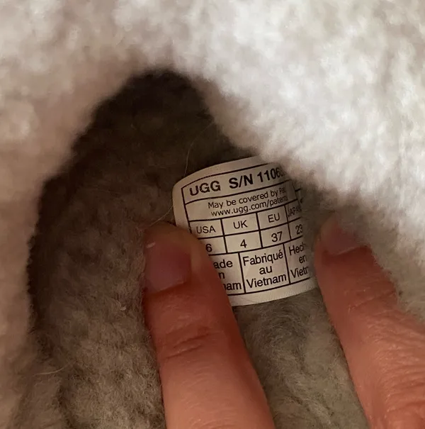 UGG Slippers - Image 4