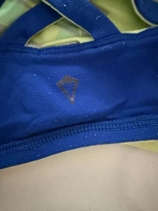 2 Lululemon Ivivva sports bras - Image 8