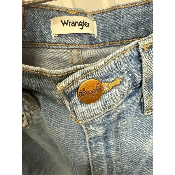 Wrangler heritage fit women’s jeans 29x28 - Image 3