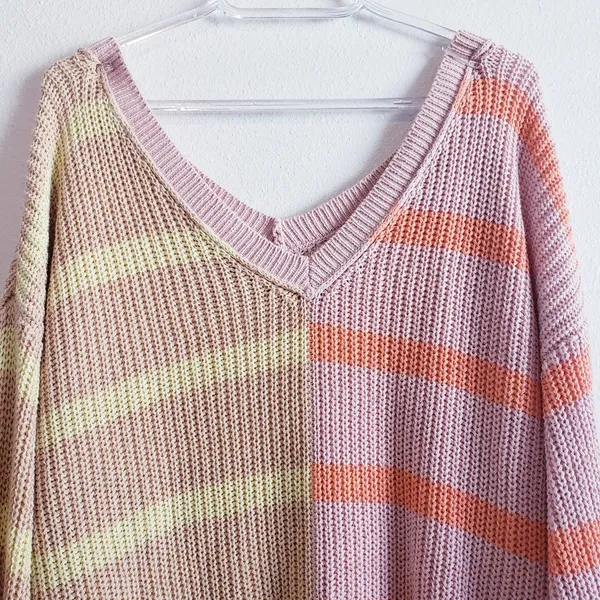 American Egale Stripped Chunky Lightweight V-Neckline Sweater - Image 3