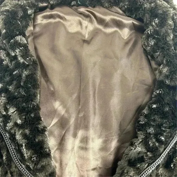Women's Faux Fur Vest Brown M Soft Texture Full Zip‎ Fall Winter - Image 4
