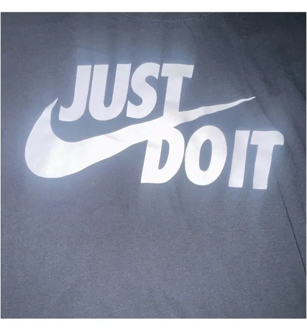 Nike The Nike Tee Men’s Black Short Sleeve Crew Neck Logo Graphic Tee Size L - Image 2