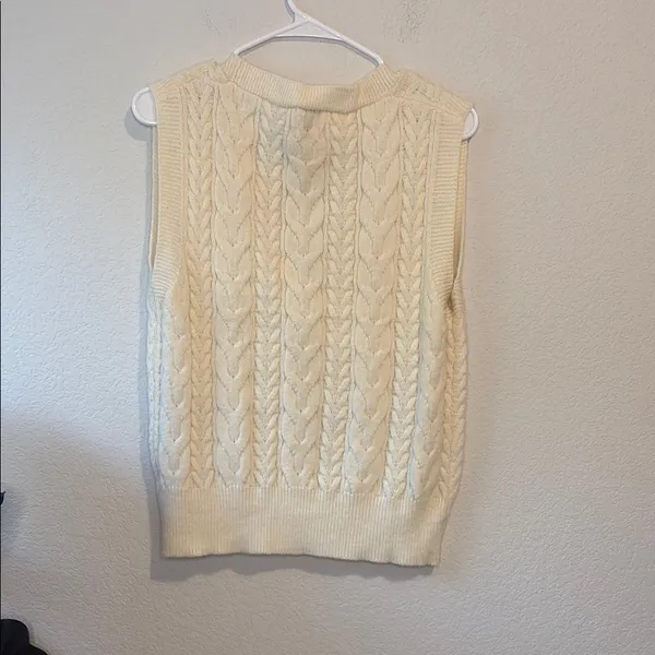 Princess Polly L/XL Women's Cream Cable Knit Sweater Vest - Image 4
