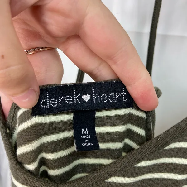 Derek Heart women’s green white strappy v-neck stretch casual tank top summer‎ M - Image 3
