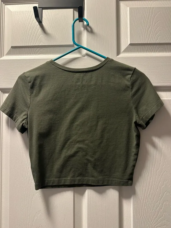 Wild Fable Crop Top - Image 3