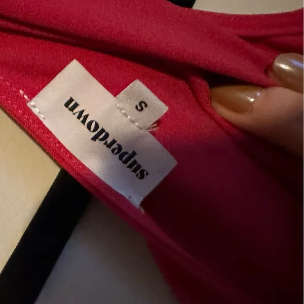 superdown Hot Pink One-Shoulder Romper - Image 5