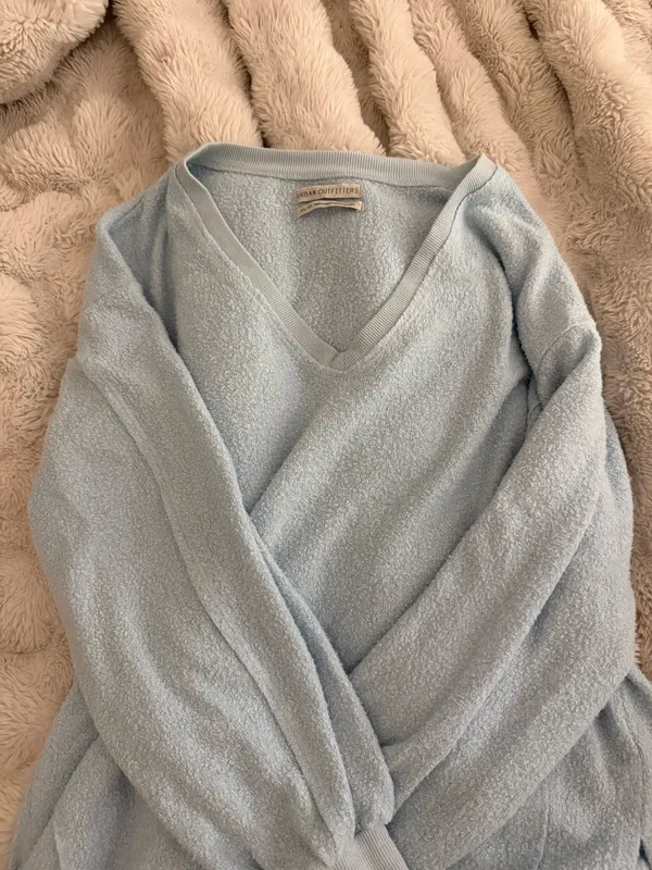 Urban Outfitters blue oversized sweater XS - Image 2