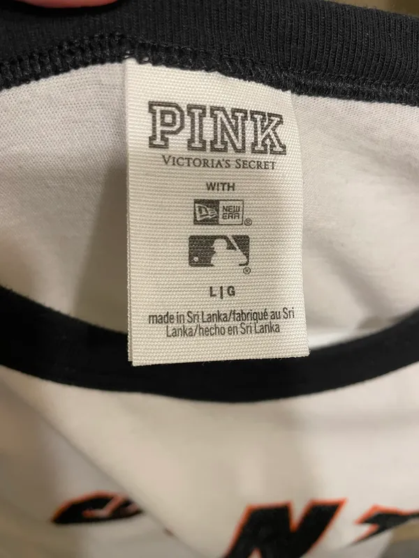 PINK - Victoria's Secret San Francisco Giants Tee - Image 3