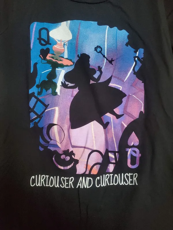 Alice in Wonderland Graphic T-shirt - Image 2