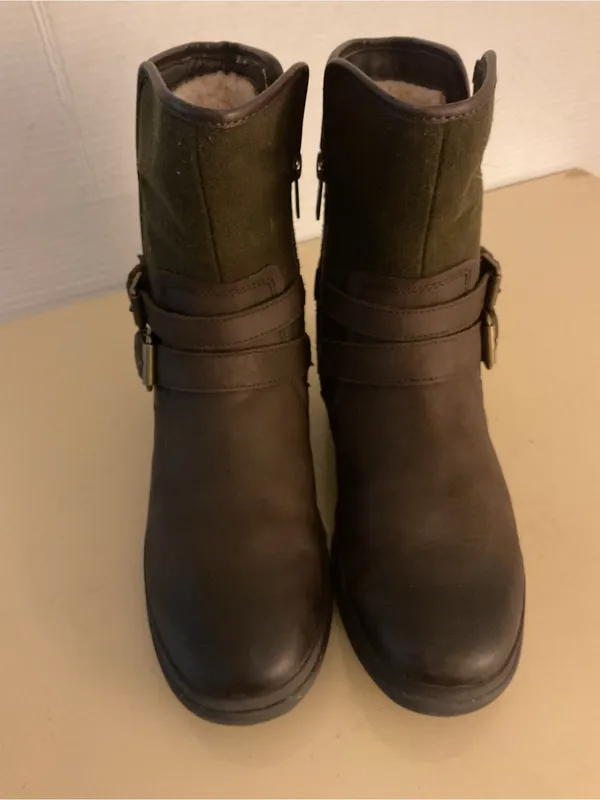 UGG women Brown Leather biker motorcycle Boots with Buckle Detail US 6 - Image 11