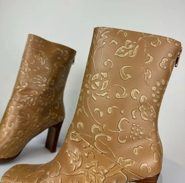 NEW Y2K Amanda Smith Leather Square Toe Heeled Boots Sz 6.5 Tan Floral - Image 11