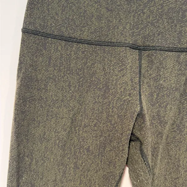 Green and black‎ patterned Lululemon wunder under leggings - Image 2