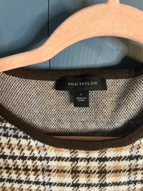 Ann Taylor Houndstooth Crewneck Sweater in Black, White & Brown | Women’s Size S - Image 3