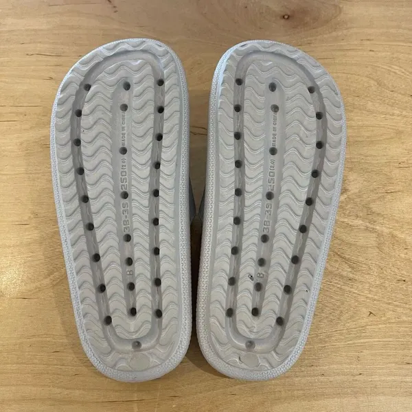 Pillow‎ Slide Womens Non-Slip Ultra Soft EVA Slippers Gray Size 38-39 - Image 6