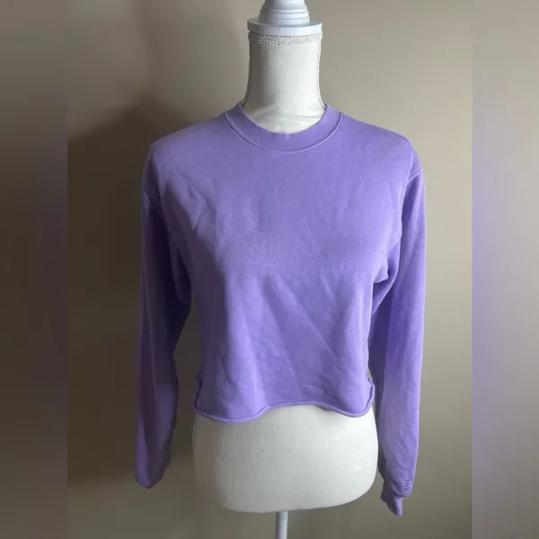 Aritzia TNA airy perfect fleece crop sweatshirt XS - Image 2