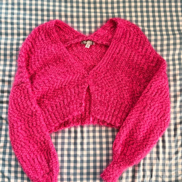 Urban Outfitters Fuzzy Cropped Sweater - Image 4