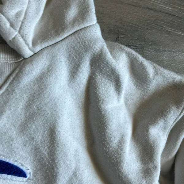 Champion hoodie - Image 4