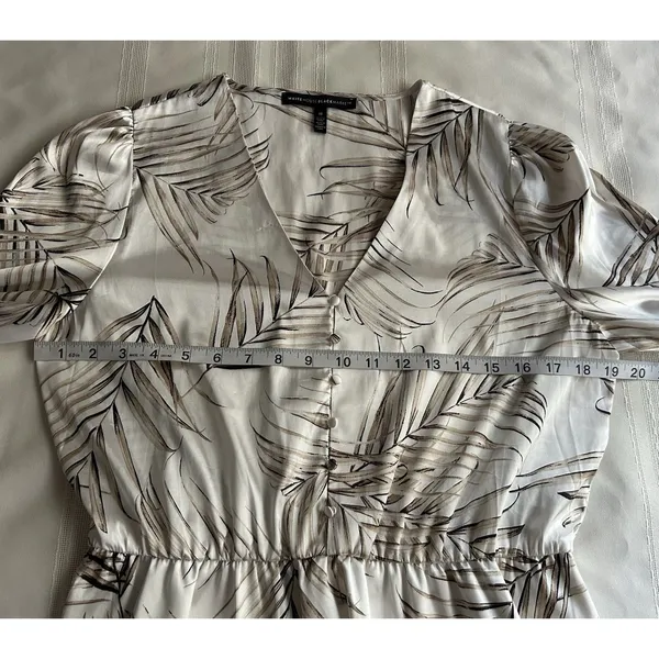 White House | Black Market Satin Feel Peplum Blouse Palm Print Bell Sleeve Boho Coastal Ivory Size M - Image 9