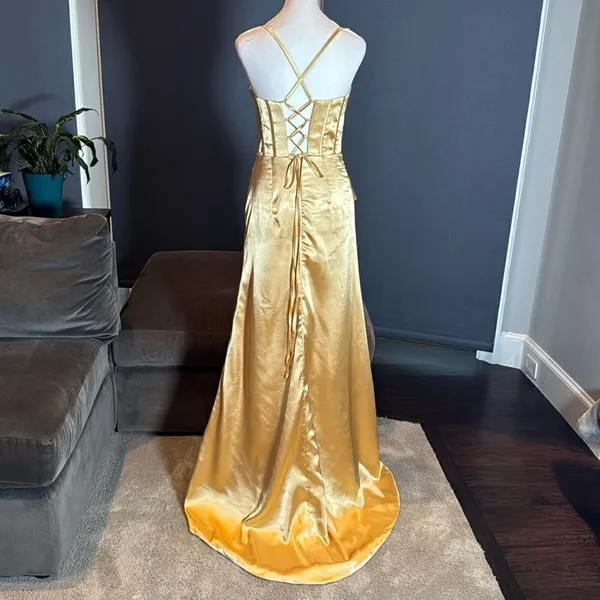 Women’s Gold Full Length Prom Party Dress Criss Cross Straps LegSlit Size 4 NWOT - Image 5