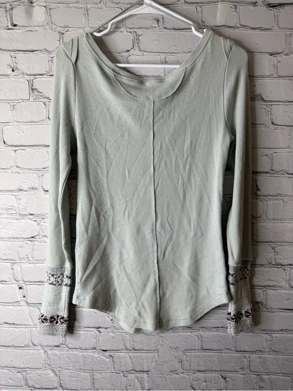 NWT Free People Sage Green Thermal Long Sleeve with Embroidered Cuffs large - Image 4